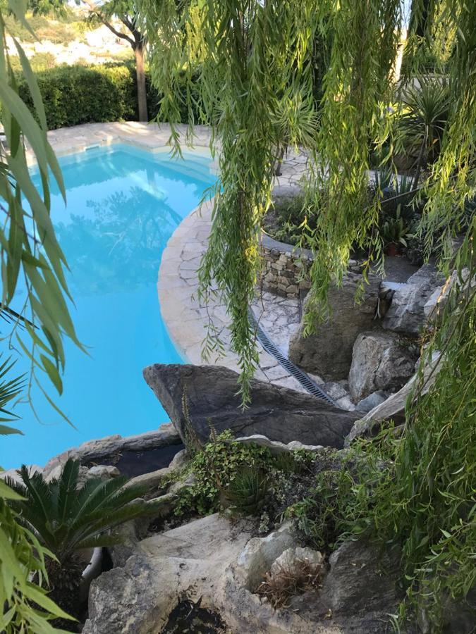 Vila Relais San Sebastiano Pietra Ligure Exteriér fotografie